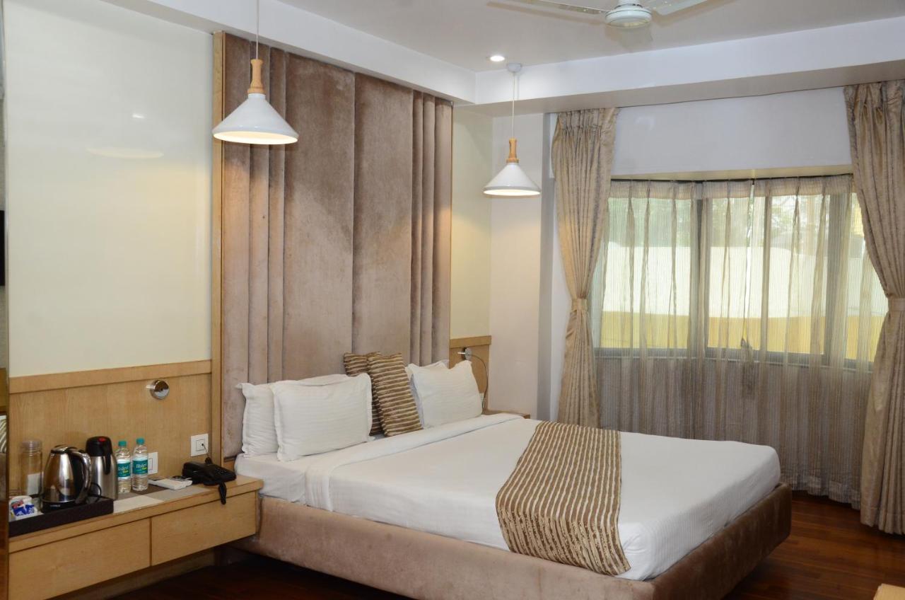 Crytsal Residency Hotel Ranchi Eksteriør billede