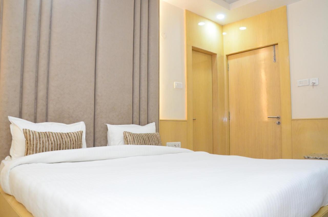 Crytsal Residency Hotel Ranchi Eksteriør billede