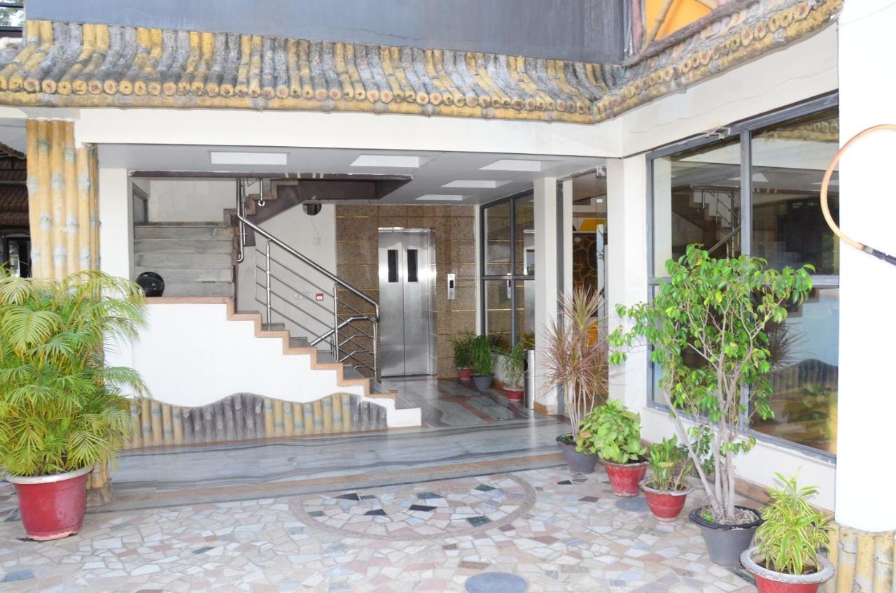 Crytsal Residency Hotel Ranchi Eksteriør billede