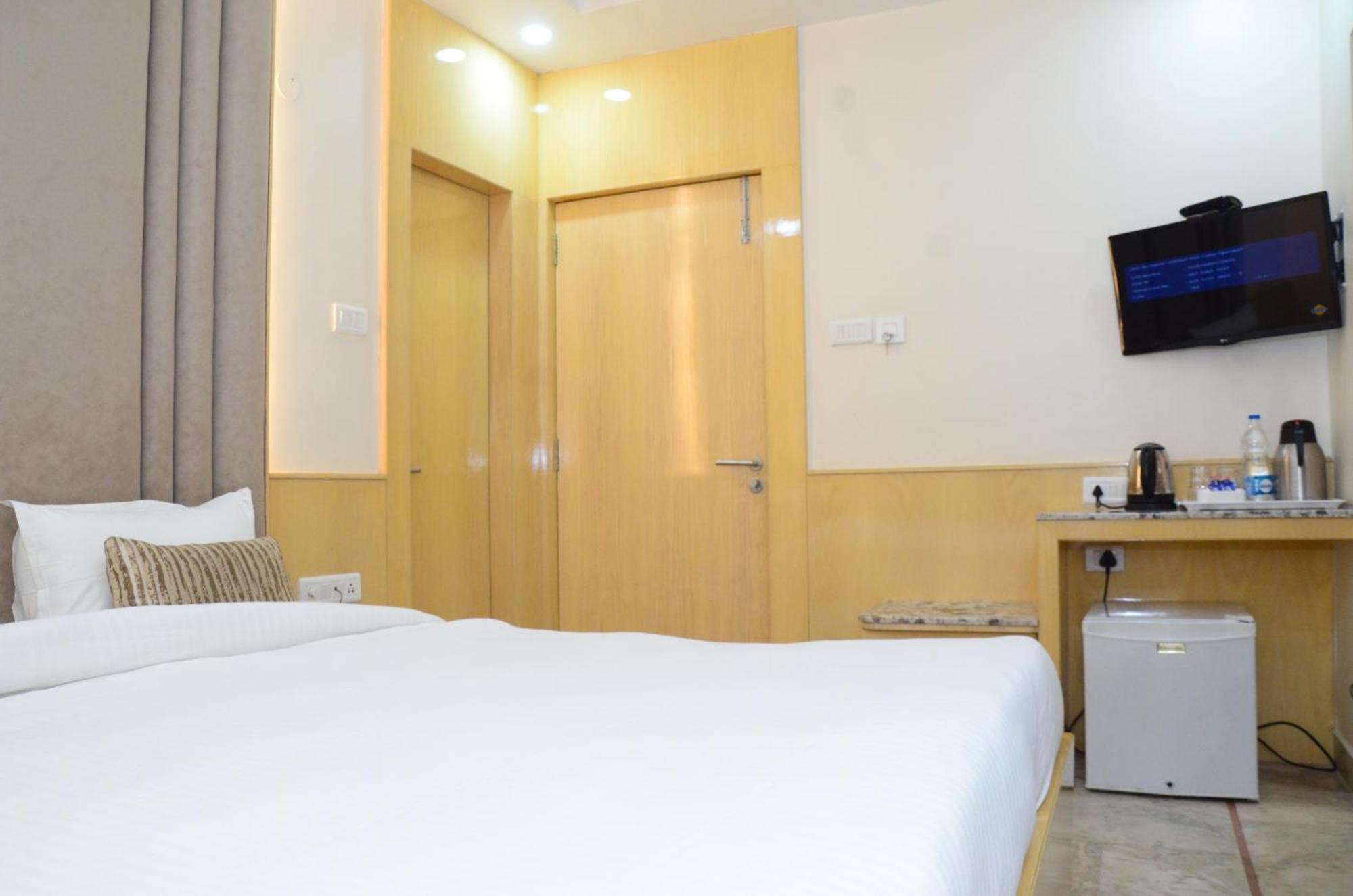 Crytsal Residency Hotel Ranchi Eksteriør billede