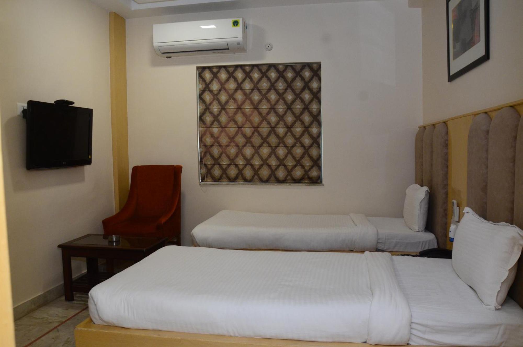 Crytsal Residency Hotel Ranchi Eksteriør billede
